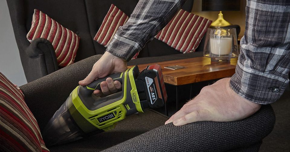 Ryobi One+ hand vac with 18V Bosch Professional battery