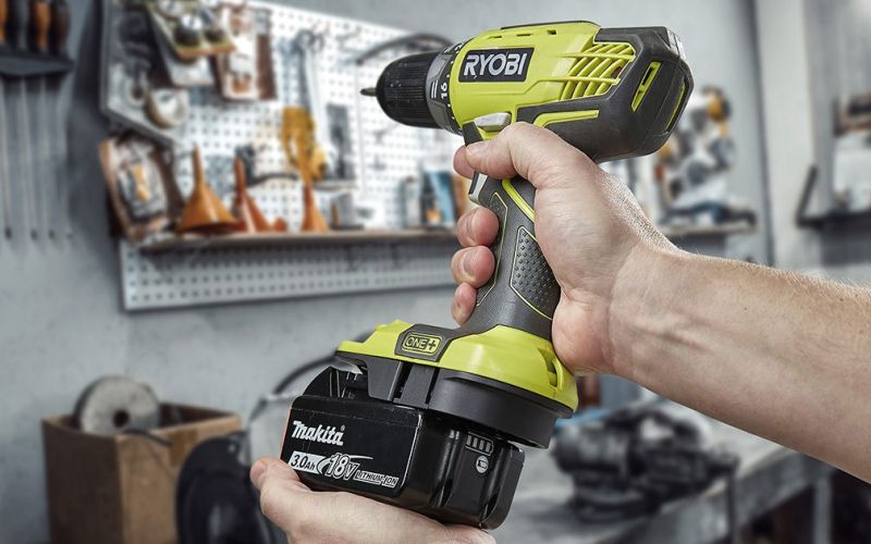 Use your 18V Makita battery with Ryobi One+ tools