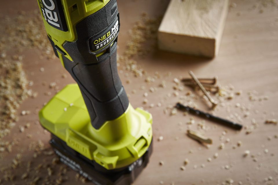 Brushless tool on a workbench