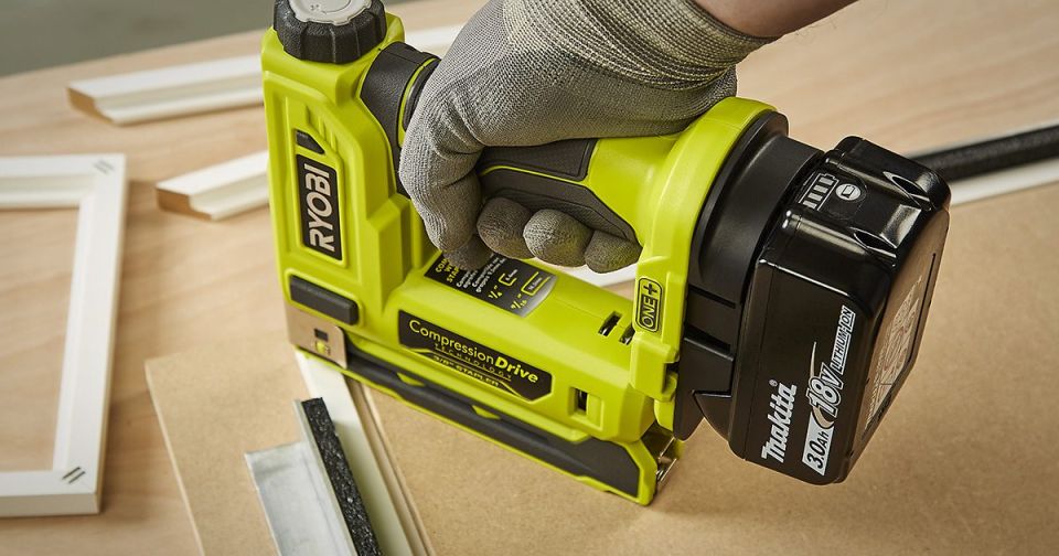 Ryobi One+ stapler reinforcing wooden frame